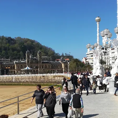 Privat bolig Ubicacion Perfecta/bano Privado *